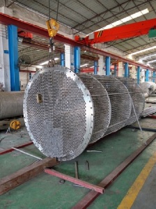 Shell and Tube Heat Exchanger for Chemical or Alcohol Production